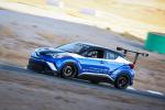Toyota C-HR R-Tuned 2017 года